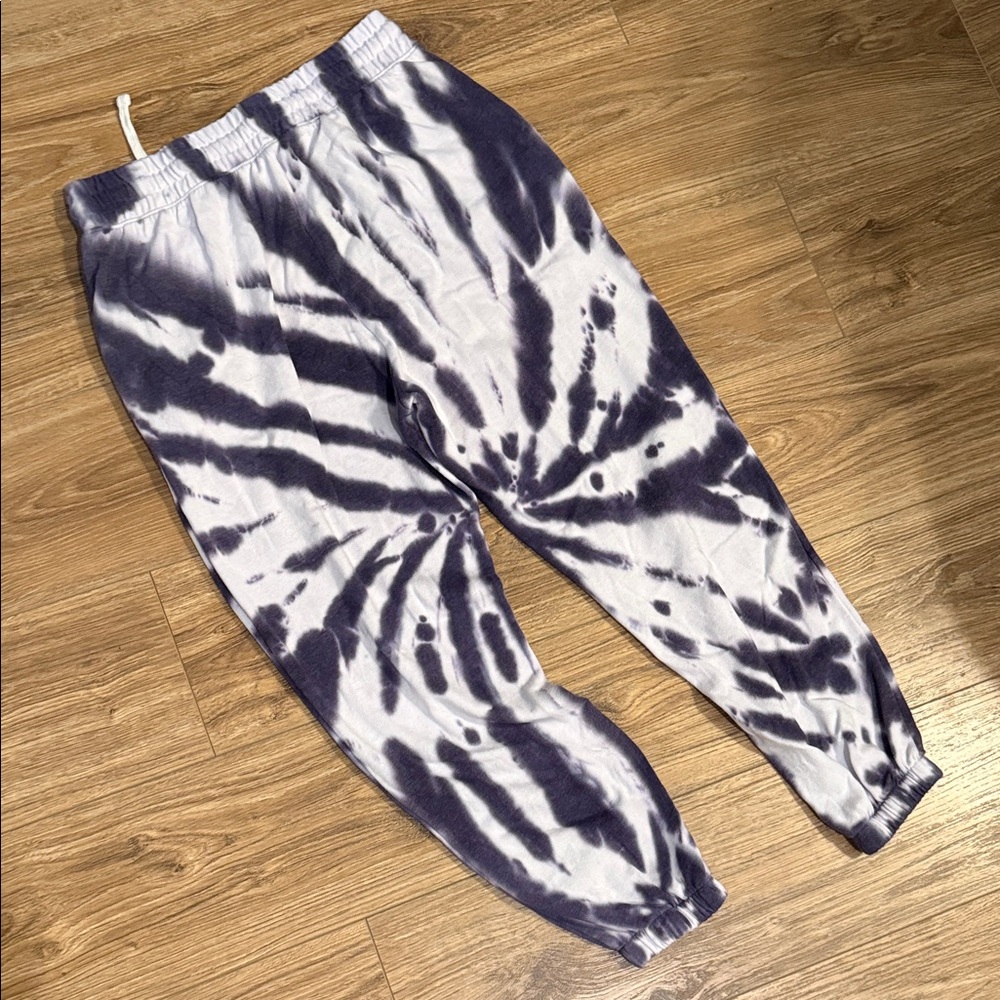 Hurley women’s Tie-Dye Jogger Pants - L - Picture 5 of 5